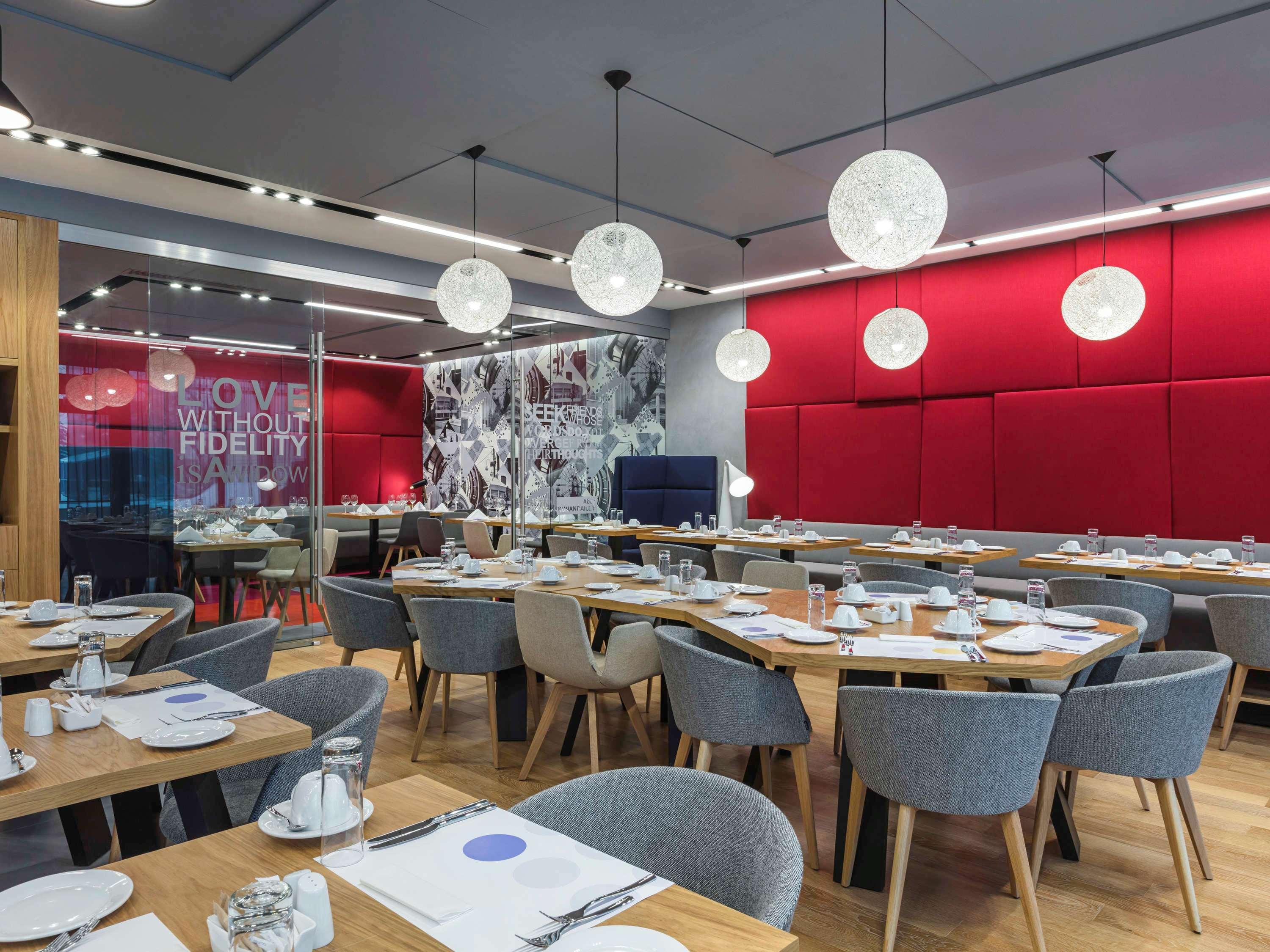 Novotel Almaty City Center Ngoại thất bức ảnh