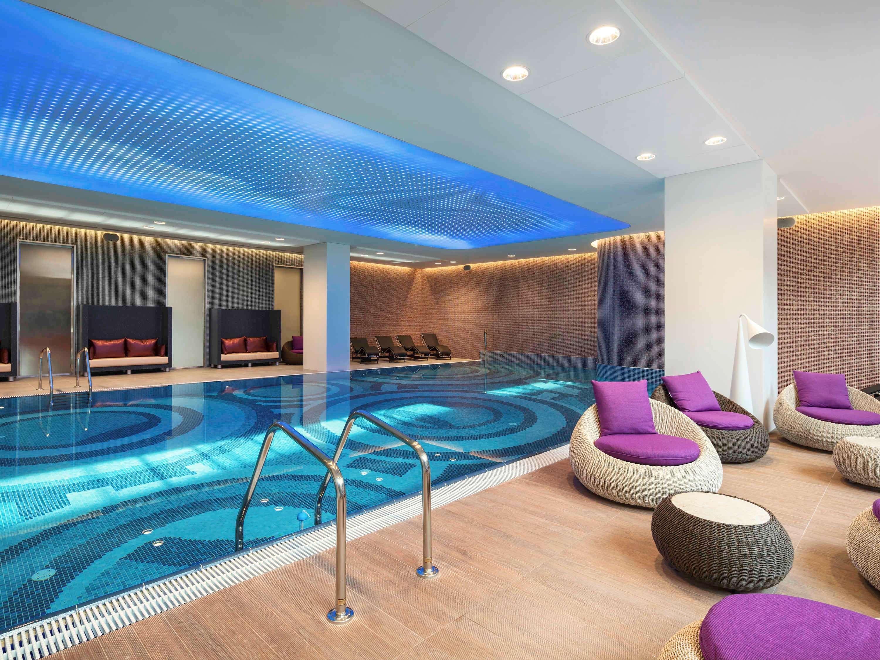 Novotel Almaty City Center Ngoại thất bức ảnh