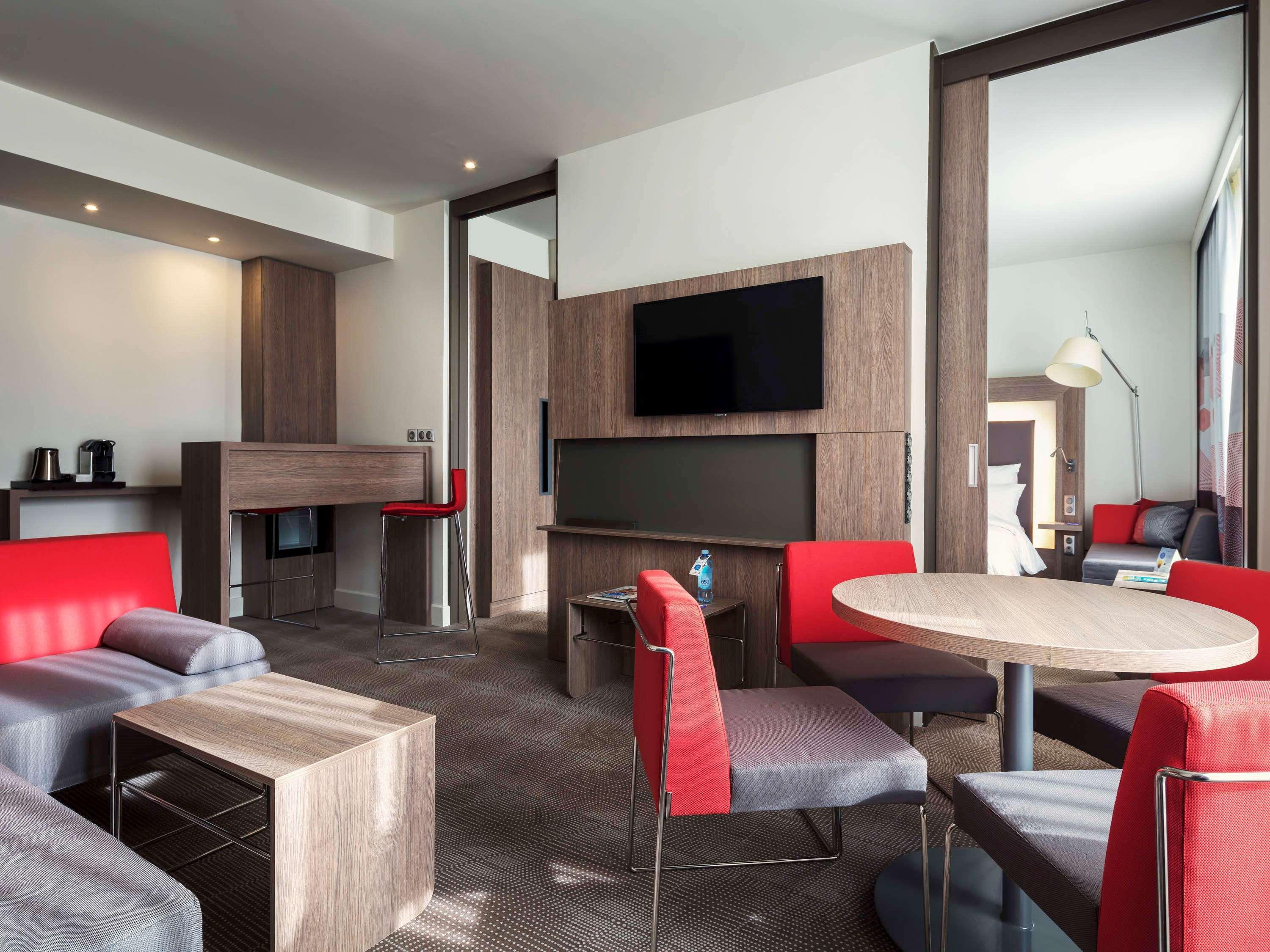 Novotel Almaty City Center Ngoại thất bức ảnh