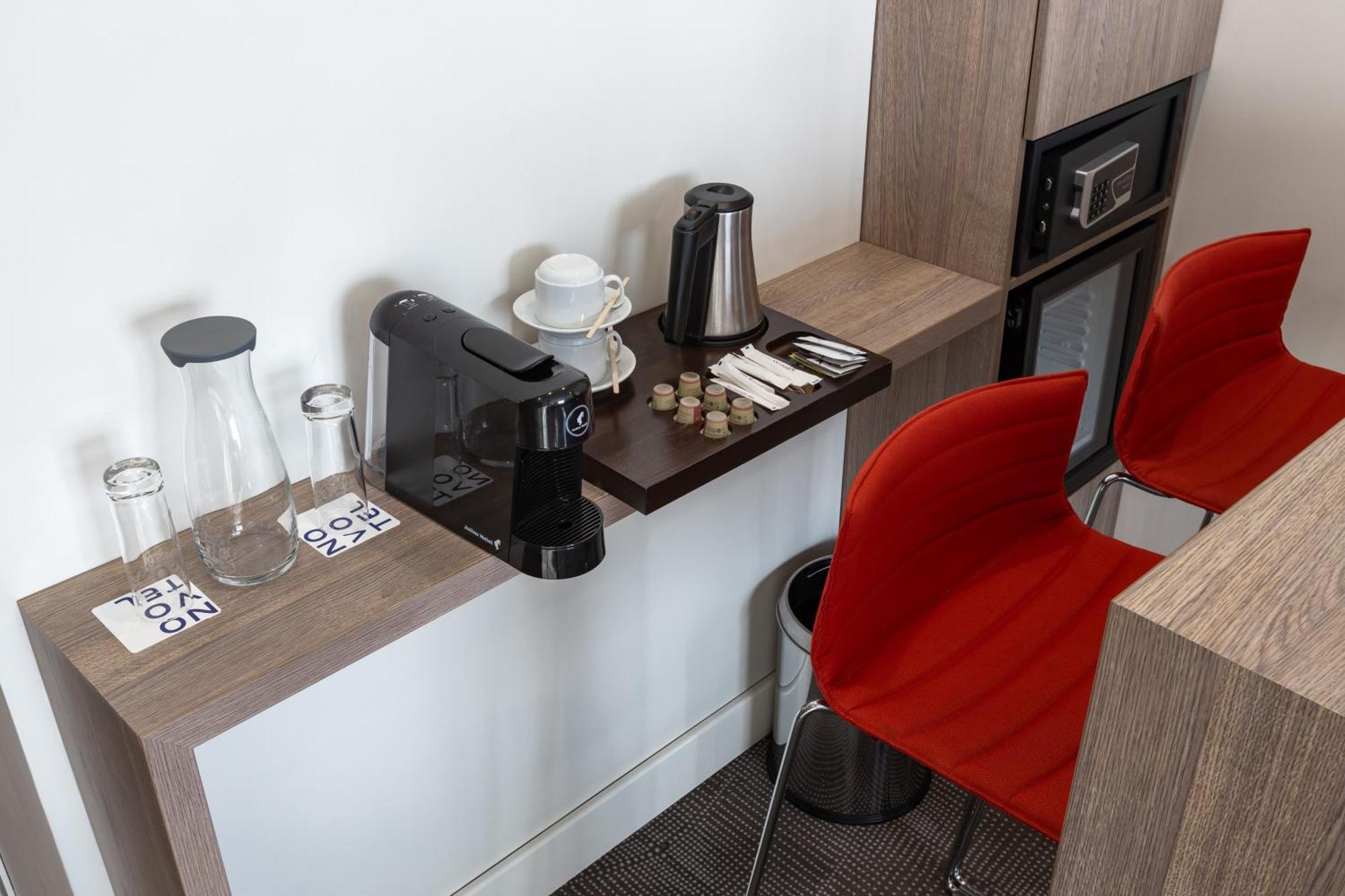 Novotel Almaty City Center Ngoại thất bức ảnh