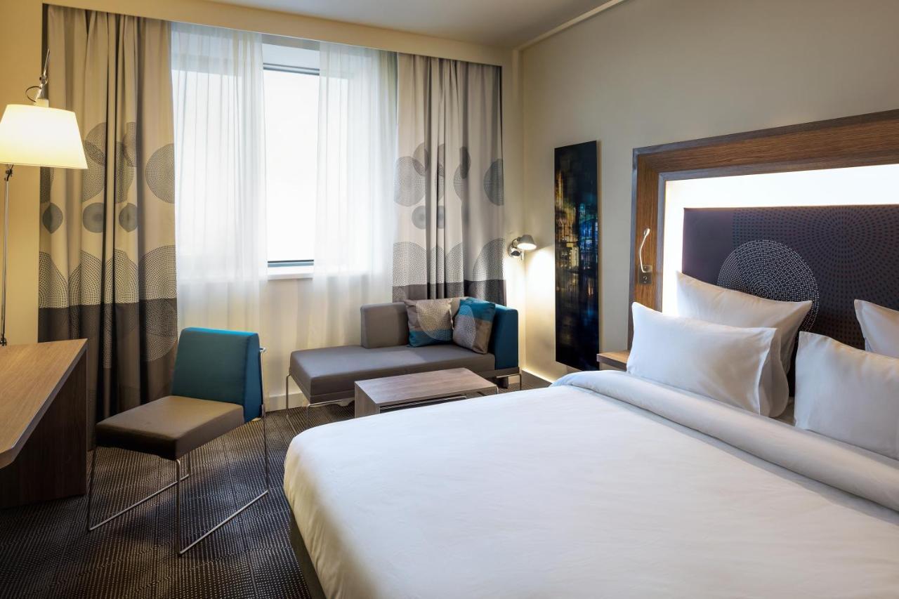 Novotel Almaty City Center Ngoại thất bức ảnh