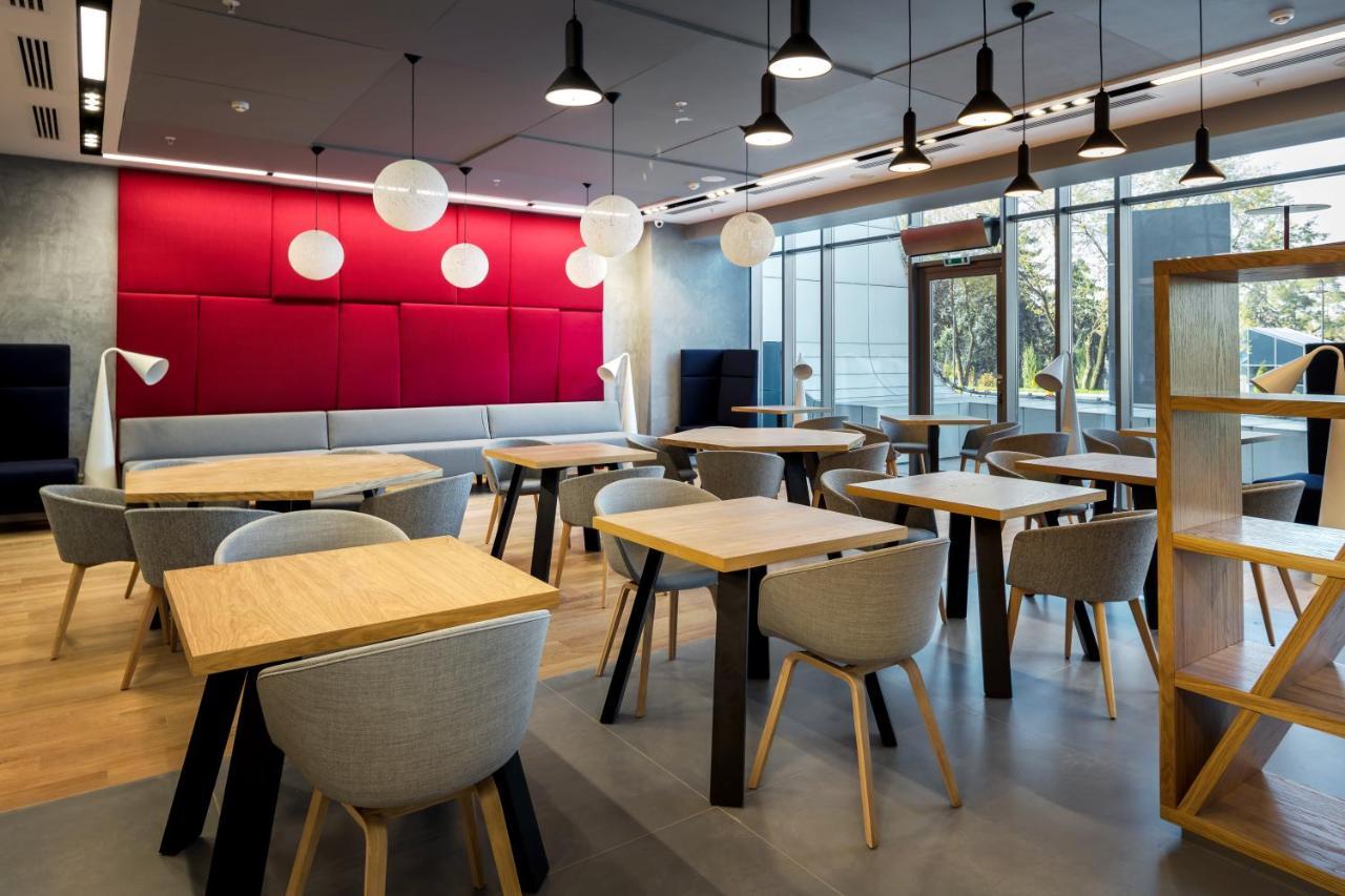 Novotel Almaty City Center Ngoại thất bức ảnh