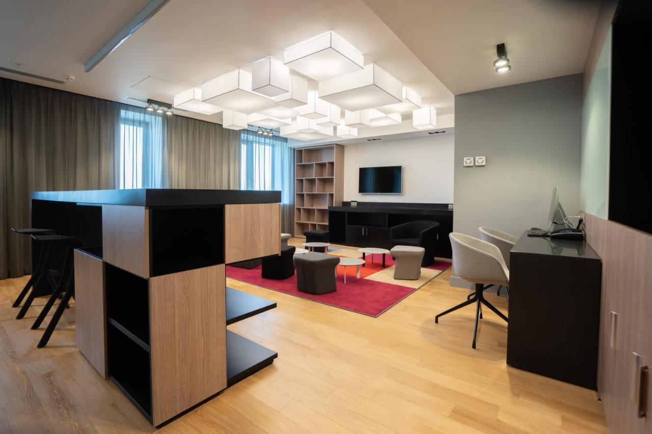 Novotel Almaty City Center Ngoại thất bức ảnh