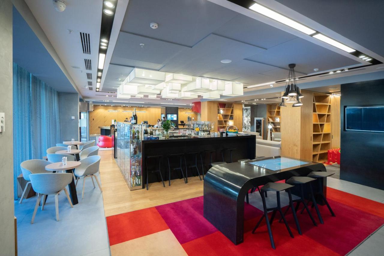 Novotel Almaty City Center Ngoại thất bức ảnh
